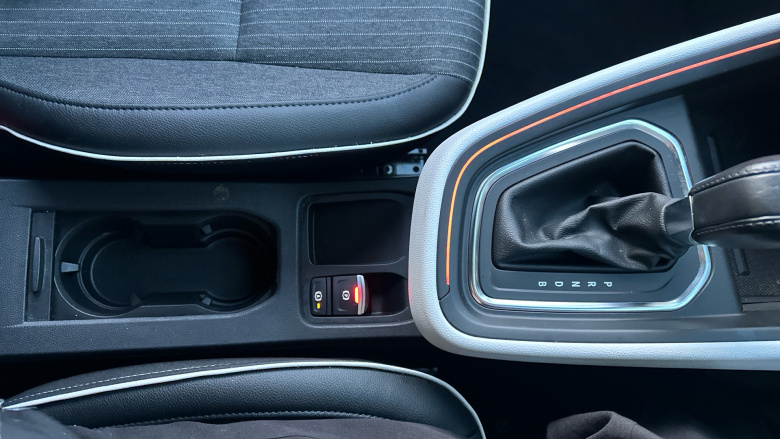 Renault Clio 1.6 E-TECH Hybrid 140 SE Edition 5dr Auto Hybrid Hatchback